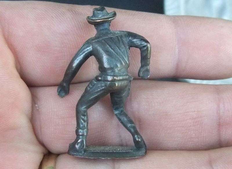 A COLLECTION OF 7 METAL OBJECTS WITH GREAT COLLECTOR APPEAL ...MUST SEE...BID FOR THE LOT !!