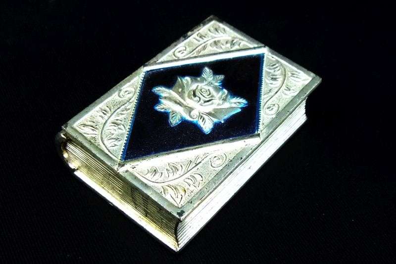 A COLLECTION OF 7 METAL OBJECTS WITH GREAT COLLECTOR APPEAL ...MUST SEE...BID FOR THE LOT !!