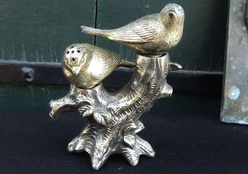 A COLLECTION OF 7 METAL OBJECTS WITH GREAT COLLECTOR APPEAL ...MUST SEE...BID FOR THE LOT !!