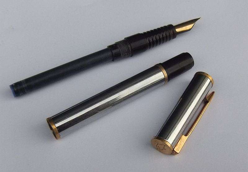 AN ULTRA CLASSY VINTAGE FRENCH MADE WATERMANS FOUNTAIN PEN WITH SOLID WALNUT DESK PIECE !!