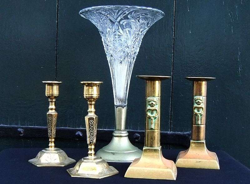 TWO CHARACTERFUL PAIRS OF SOLID BRASS CANDLE STICKS PLUS AN OLD TALL FLUTED GLASS IN METAL VASE !!