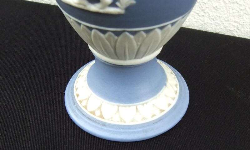 WOW !! A BEAUTIFUL VINTAGE VICTORIAN STYLED NUMBERED JASPER WARE EWER WITH ROMANESQUE DETAIL