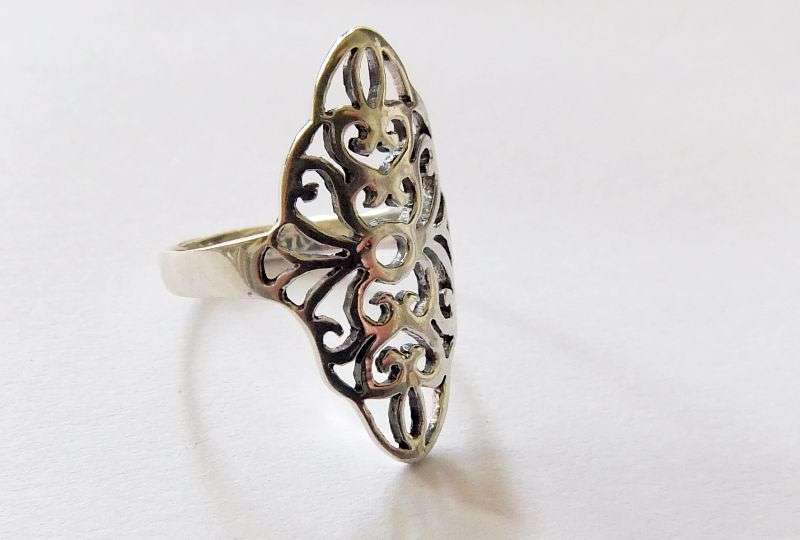 A Bold and Beautiful Wide Solid Sterling Silver ring with Amazing detail !! No Combining Fees !!
