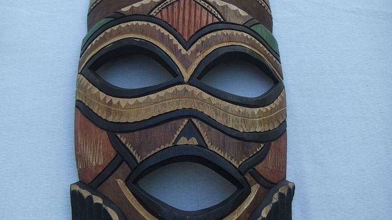 What a find !! A large and colorful Vintage carved solid wood Traditional African mask !!