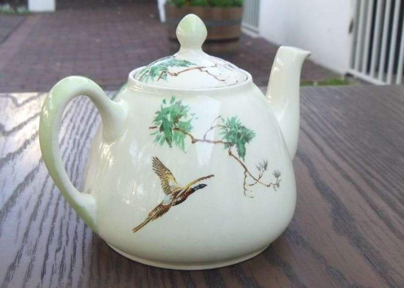 AN ART DECO PERIOD TINY TEAPOT BY ROYAL DOULTON FEATURING " THE COPPICE " PATTERN !! RARELY SEEN !!
