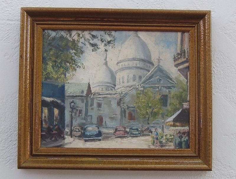 AN EYE CATCHING OLD ORIGINAL OIL ON BOARD DEPICTING A PARISIAN SCENE...UNSIGNED BUT STUNNING...WOW !