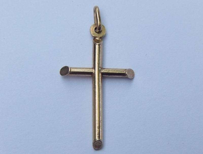 A LOVELY VINTAGE ITALIAN 9 CT GOLD CROSS PENDANT - CLEARLY STAMPED - AWESOME CONDITION !! WOW !!