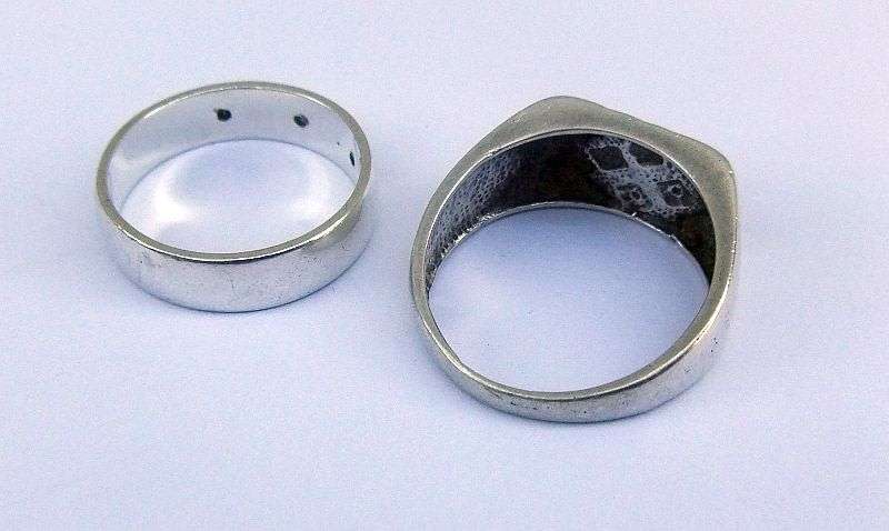 WOW ! GOOD DEAL ! HIS AND HERS SOLID STERLING SILVER WEDDING RINGS...CLEAR AND RED FACETED STONES !!