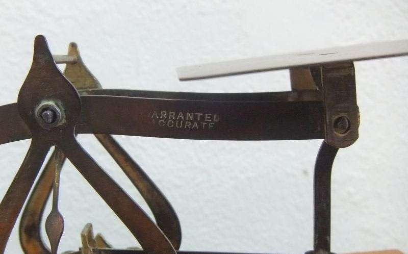 WOW !! A STUNNING VINTAGE SCALE MADE IN ENGLAND WITH ORIGINAL WEIGHTS !! MUST SEE !!