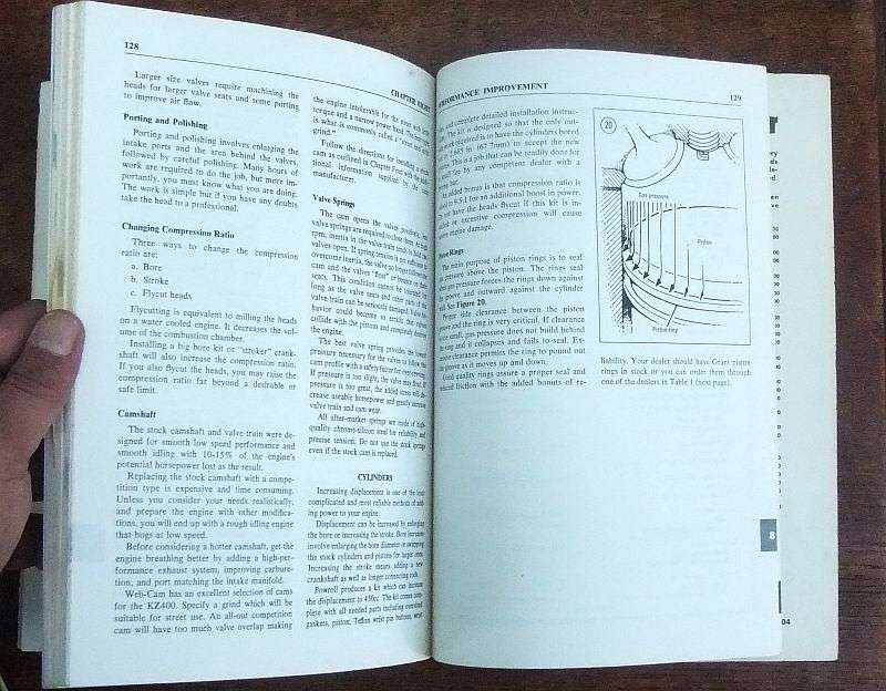 RARE !! VINTAGE 1970`S KAWASAKI KZ400 SERVICE AND REPAIR HANDBOOK BY CLYMER PUBLICATIONS !!