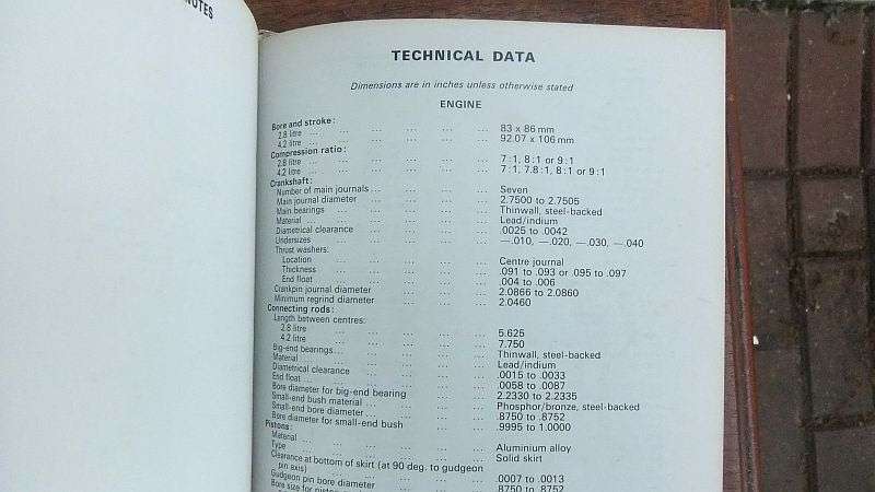 WOW !! A VINTAGE JAGUAR XJ6 OWNERS WORKSHOP MANUAL !! FOR THE JAG LOVER !!
