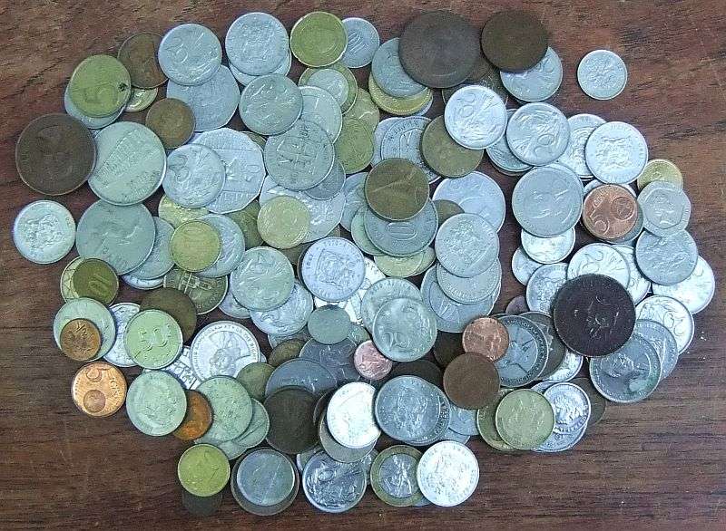 OVER 150 COINS FROM AROUND THE WORLD ... BID FOR THE LOT !!