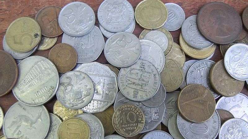 OVER 150 COINS FROM AROUND THE WORLD ... BID FOR THE LOT !!