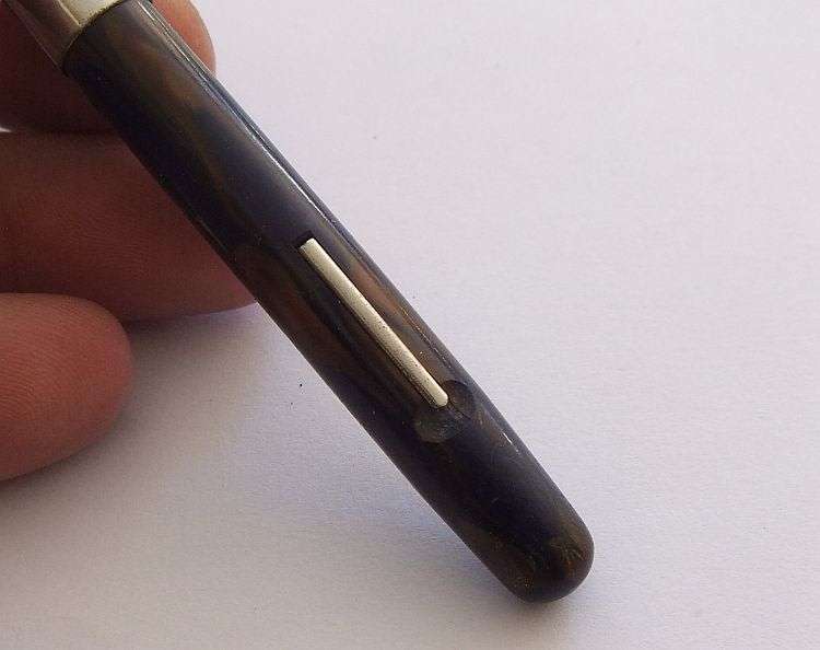 A LITTLE LOT OF MINIATURE / LADY SIZE WRITING INSTRUMENTS FOR SPARES INCLUDING 14CT GOLD NIB !!