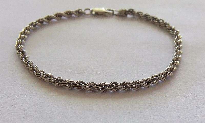 WOW !! A STUNNING TOUGH LOOKING SOLID STERLING SILVER "ROPE" STYLE BRACELET !! ONLY ONE !!