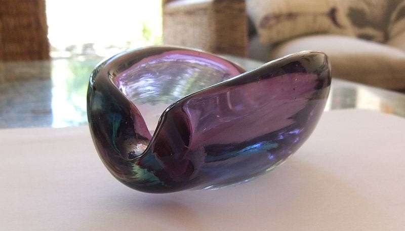 WOW !! A FABULOUS VINTAGE 1950`S GENUINE MURANO SOLID BLOWN GLASS ASHTRAY IN GREAT CONDITION !!