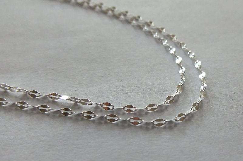 A COOL STERLING SILVER CROSS PENDANT WITH ONYX LOOK INSET & STERLING SILVER NECKLACE !! STUNNING !!