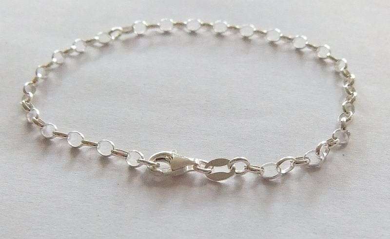 5 AVAILBLE !! ELEGANT OVAL LINK STERLING SILVER BRACELETS !! BID PER BRACELET !! GREAT DEAL !!