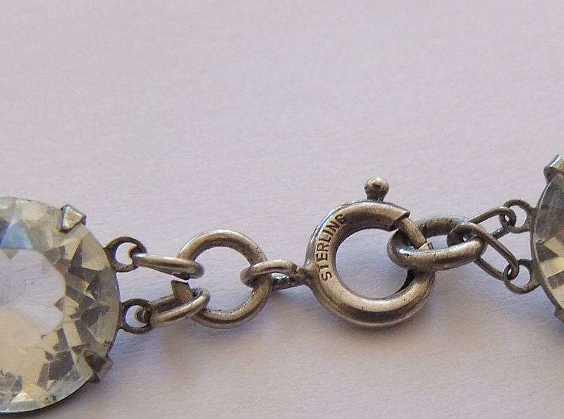 WOW !! STUNNING FIND !! A VINTAGE STERLING SILVER AND UNKNOWN HEAVY FACETED STONE NECKLACE !!