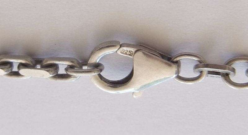 A STRONG VINTAGE STYLE CHAIN LINK EXTRA LONG STERLING SILVER NECKLACE