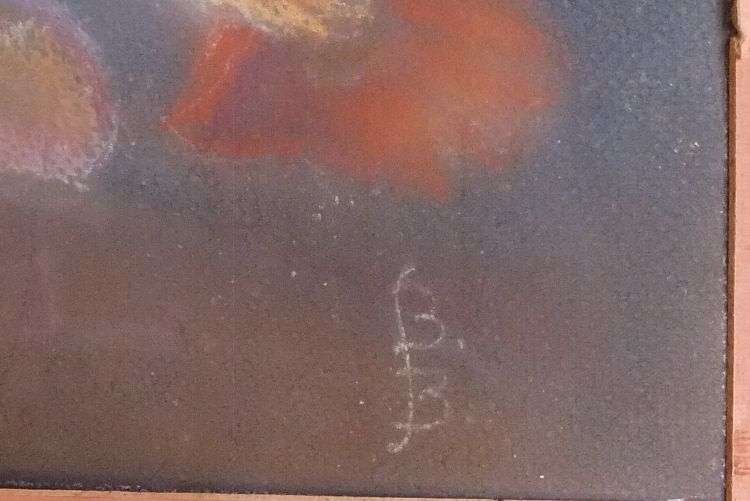 AN ORIGINAL VINTAGE CHARCOAL STILL LIFE SKETCH OF FLOWERS IN A VASE SIGNED BY THE ARTIST