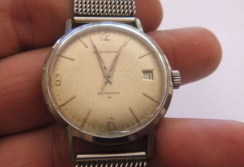 A MID 20TH CENTURY ""UNION SPECIAL"" SWISS AUTOMATIC MOVEMENT WRISTWATCH