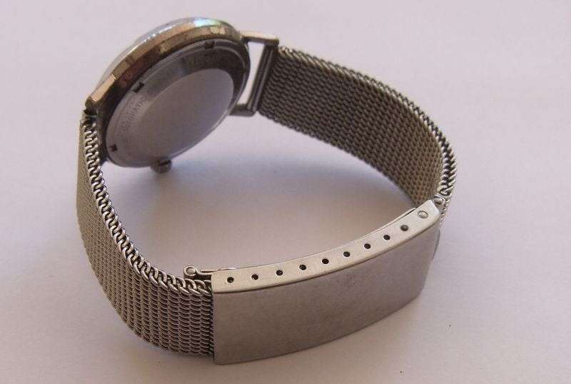 A MID 20TH CENTURY ""UNION SPECIAL"" SWISS AUTOMATIC MOVEMENT WRISTWATCH