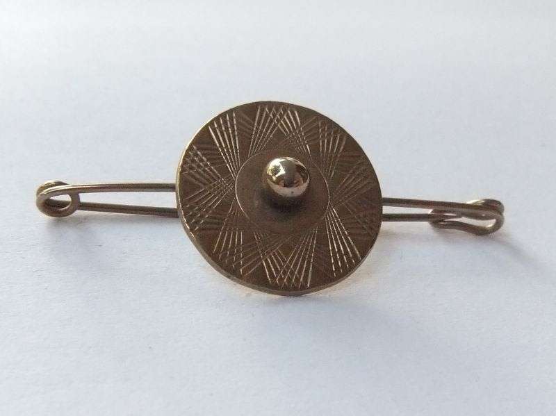 R1 START !! VINTAGE BROOCH CLEARANCE SALE !! GOLD PLATED PIN ... MID CENTURY DESIGN