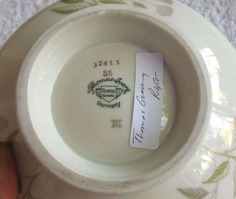 A TOP QUALITY VINTAGE GERMAN PORCELAIN LIDDED BOWL BY "" THOMAS "" BAVARIA !! GOOD VALUE !!
