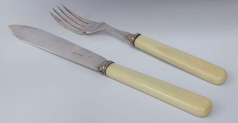 WOW !! TOP QUALITY 5 SETS OF SILVER PLATE KNIVES AND FORKS BY RYALS OF SHEFFIELD !! GREAT CONDITION
