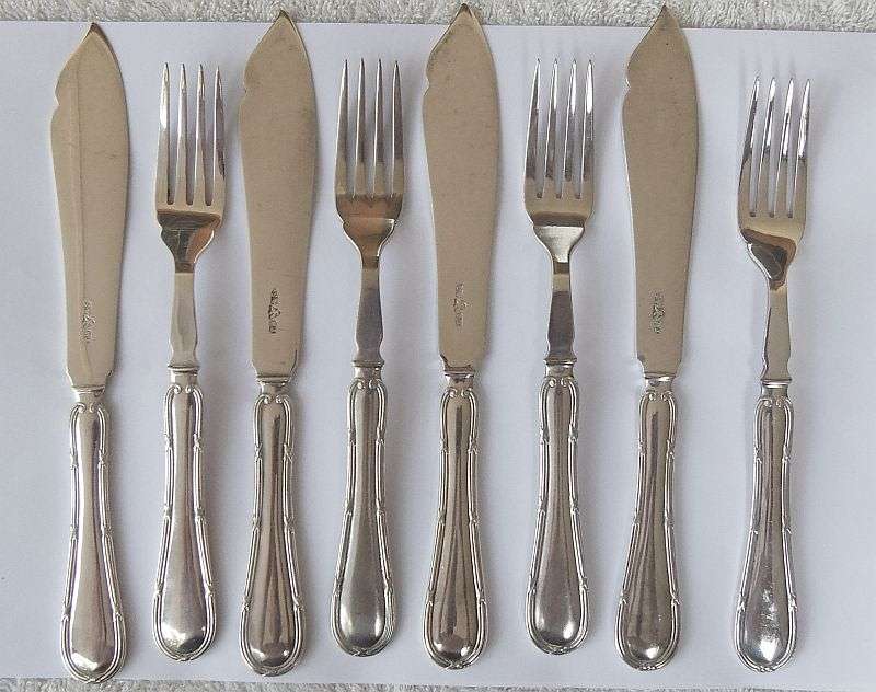 DINNER FOR FOUR ... FOUR OLD SILVER PLATE KNIVES AND FORKS PAIRS MARKED WITH """ T.W & S """