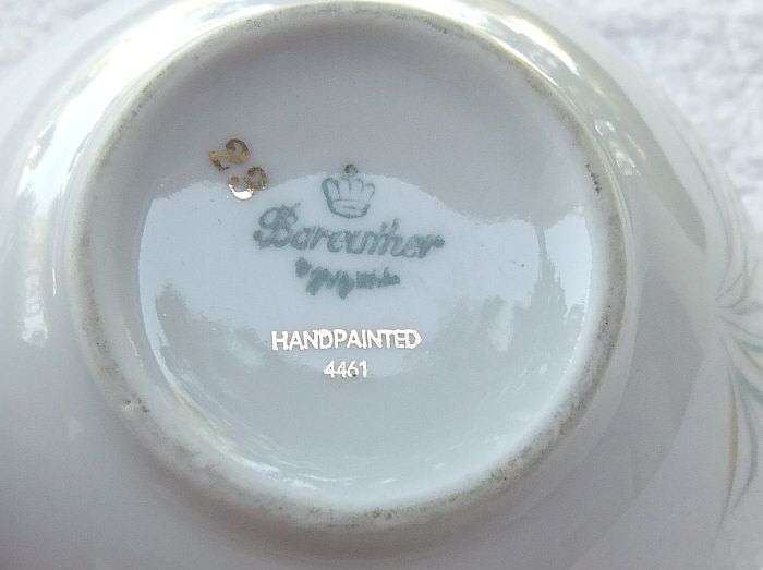 A REALLY CLASSY VINTAGE GERMAN PORCELAIN SUGAR BOWL WITH LID BY BAREUTHER ...NO DAMAGE !!