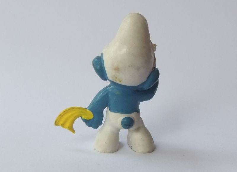 VINTAGE CRYING SMURF !! ORIGINAL "PEYO" MADE IN WEST GERMANY !! NO COMBINING FEES !!