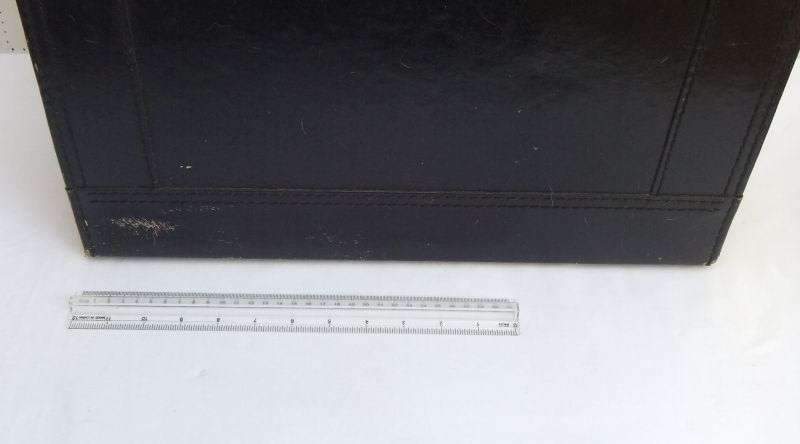 A VERY USEFUL VINTAGE GENUINE LEATHER DOCTORS BRIEFCASE WITH " HIDDEN " COMPARTMENT ...SO COOL !!