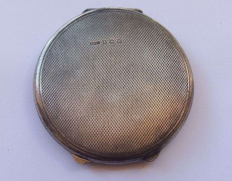 WOW !! A BEAUTIFUL RARE ANTIQUE ENAMELED HALLMARKED SILVER COMPACT IN EXCELLENT CONDITION !! STUNNER