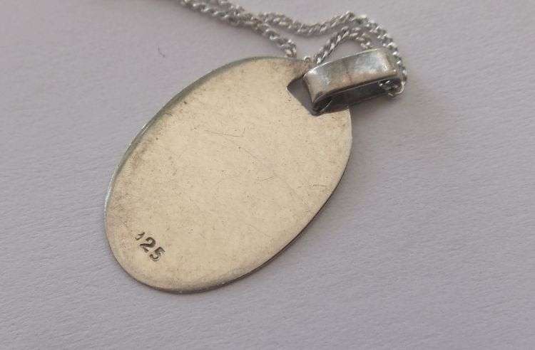 GREAT GIFT !! A BLANK STERLING SILVER DISC PENDANT PLUS A STERLING SILVER NECKLACE !! R1 START !!