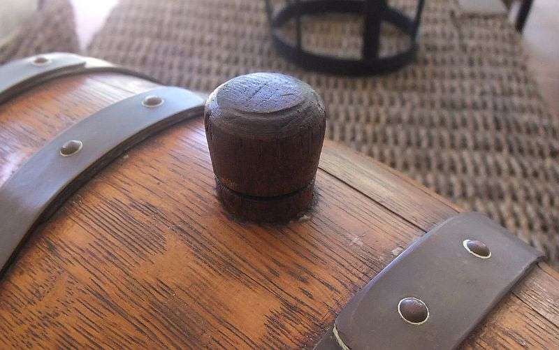 A TOTALLY COOL VINTAGE WOODEN WINE VAT WITH BRASS TAP !! CONVERSATION STARTER !! ORNAMENTAL