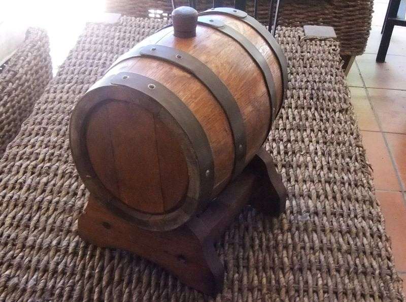 A TOTALLY COOL VINTAGE WOODEN WINE VAT WITH BRASS TAP !! CONVERSATION STARTER !! ORNAMENTAL
