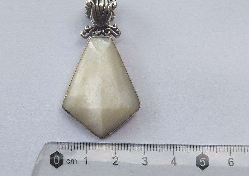 WOW !! A BIG SOLID STERLING SILVER PENDANT SET WITH A LARGE UNKNOWN "MISTY" STONE !! MUST HAVE !!