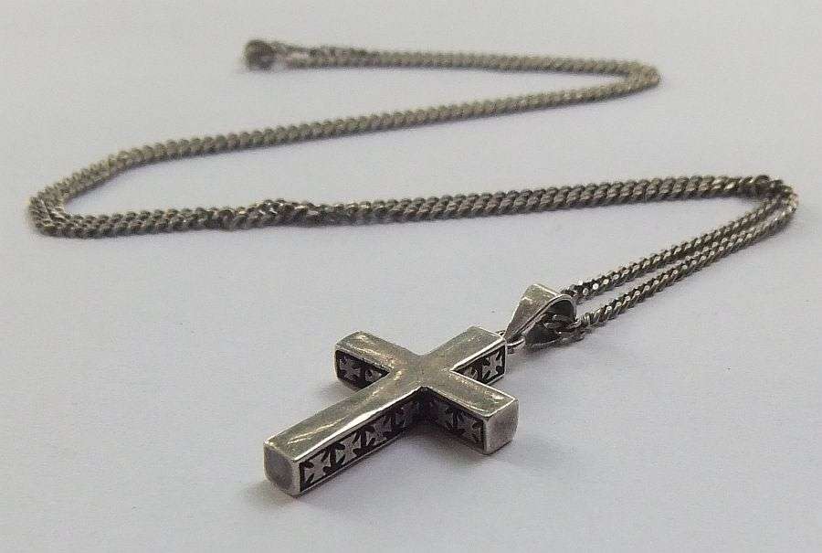 SO COOL !! A STERLING SILVER "CROSS WITH MANY CROSSES" PENDANT & STERLING SILVER NECKLACE !! WOW !!