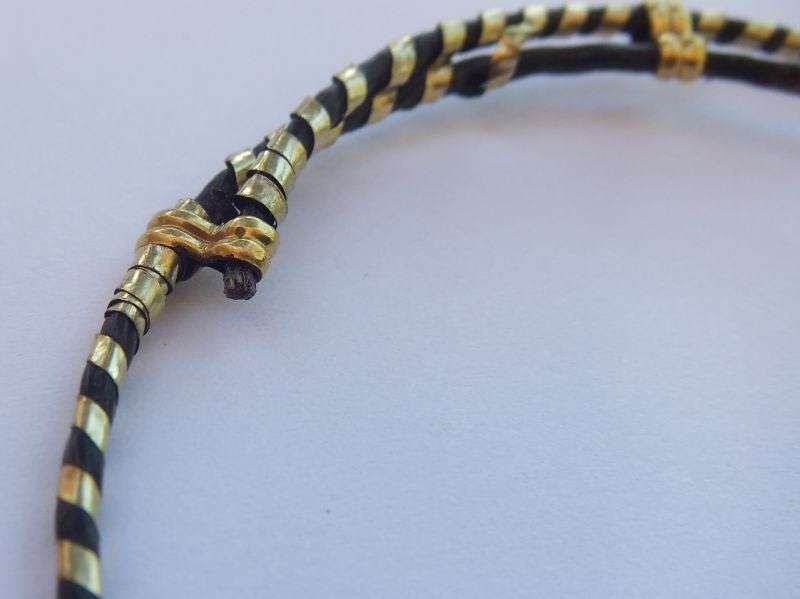 SAY WHAT ?? AN OLD GENUINE "ELEPHANT HAIR" BANGLE WRAPPED IN SPIRALLING 18CT GOLD !! TOO COOL !!