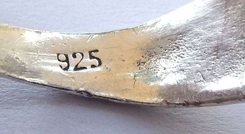 WOW !! NICE FIND !! A SOLID STERLING SILVER RING WITH ""TRIBAL"" STYLE DESIGN ...GOOD CONDITION !!