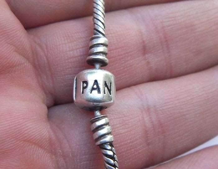 OH WOW !! A GENUINE ""PANDORA"" SOLID STERLING SILVER ANKLET WITH A PANDORA BOX !! HIGH VALUE !!