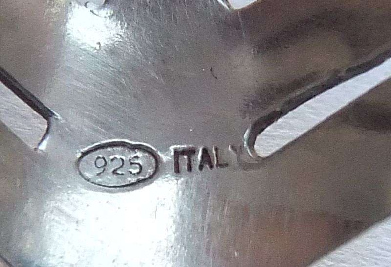 NOT FOR CATTY CHICKS !! A SOLID STERLING SILVER ITALIAN MADE RING WITH A SHARP POINT..SCARY BUT NICE