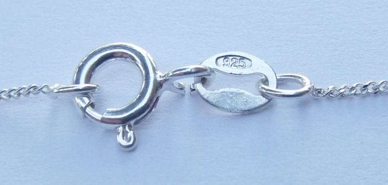 AN ELEGANT FACETED BLUE STONE STERLING SILVER TEARDROP PENDANT WITH DAINTY STERLING SILVER NECKLACE