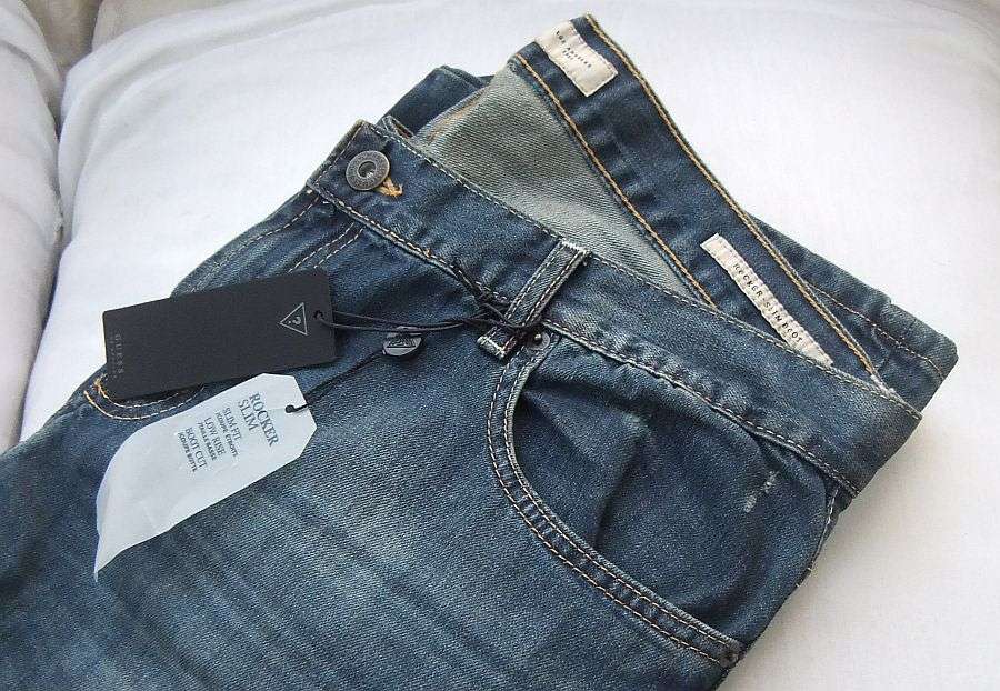 GREAT QUALITY !! A PAIR OF BOOT CUT "ATLAS WASH " GENUINE ""GUESS"" JEANS !! SIZE 38 !! BRAND NEW !!