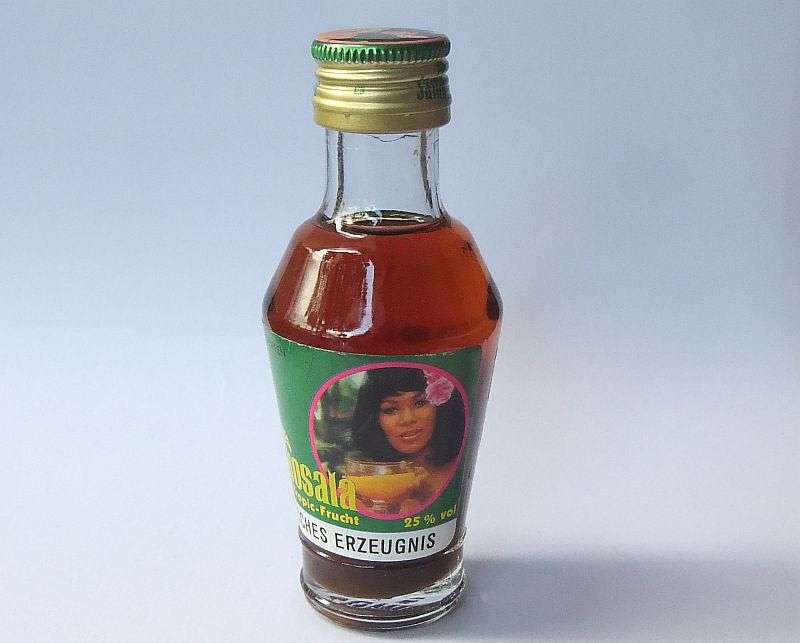 SEALED !! 40 ML VINTAGE MINIATURE !! 25 % ALCOHOL ... ""JAMBOSALA"" FRUIT LIQUEUR !! FOR THE EXOTIC
