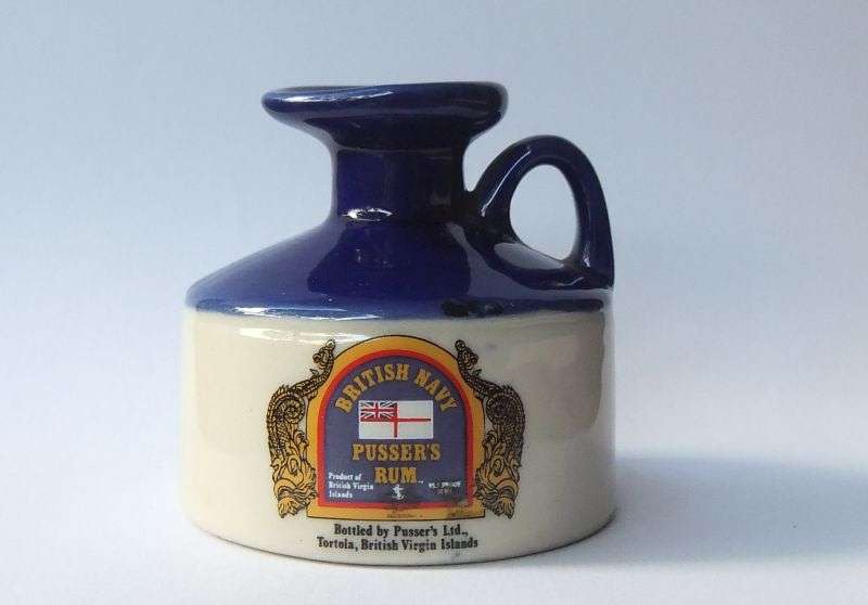 SEALED !! 50 ML VINTAGE MINIATURE !! 42 % ALCOHOL ...""PUSSERS RUM"" BRITISH NAVY !! VALUABLE !!