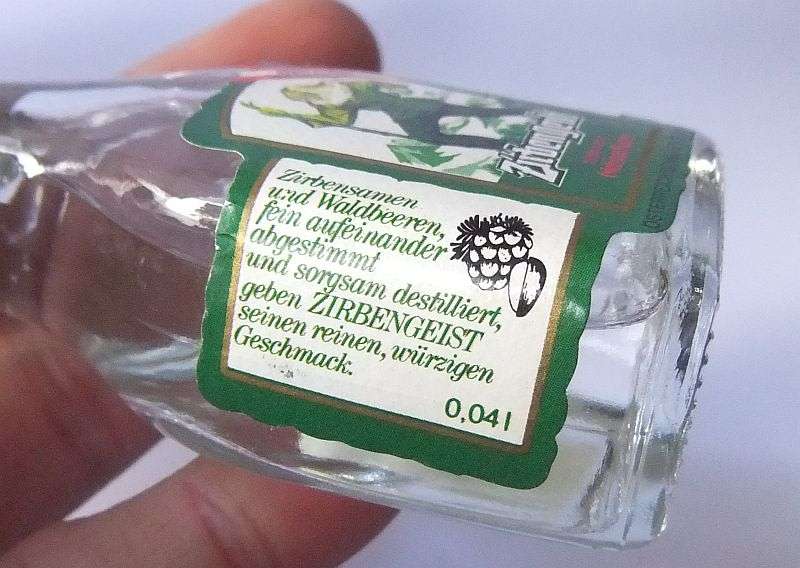 SEALED !! 40 ML VINTAGE MINIATURE !! 38 % ALCOHOL.."ZIRBENGEILT"Swiss stone pine seed herbal extract