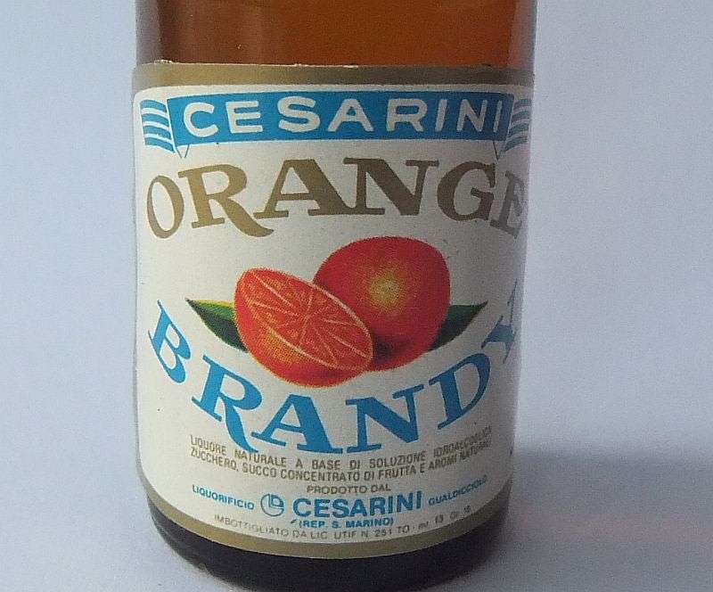 SEALED !! 16 ML VINTAGE MINIATURE !! UNKNOWN % ALCOHOL ...CESARINI "ORANGE BRANDY" ITALIAN